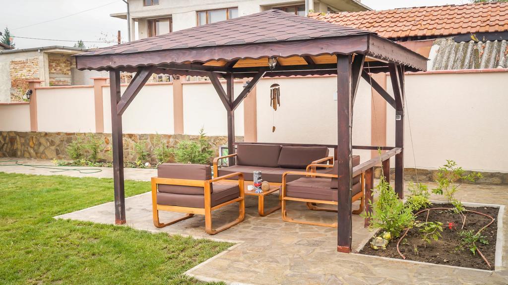 Guest House Meridi Priseltsi Экстерьер фото